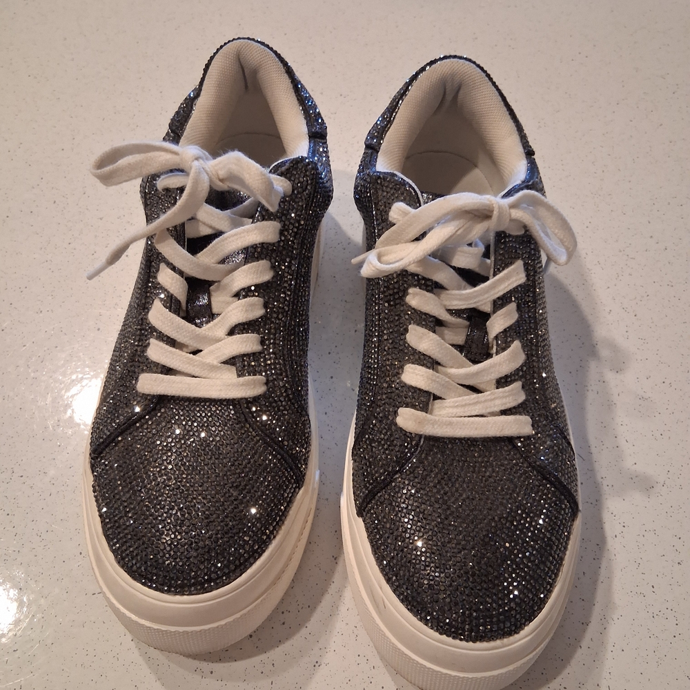 Jessica Simpson Black and Silver Sneakers